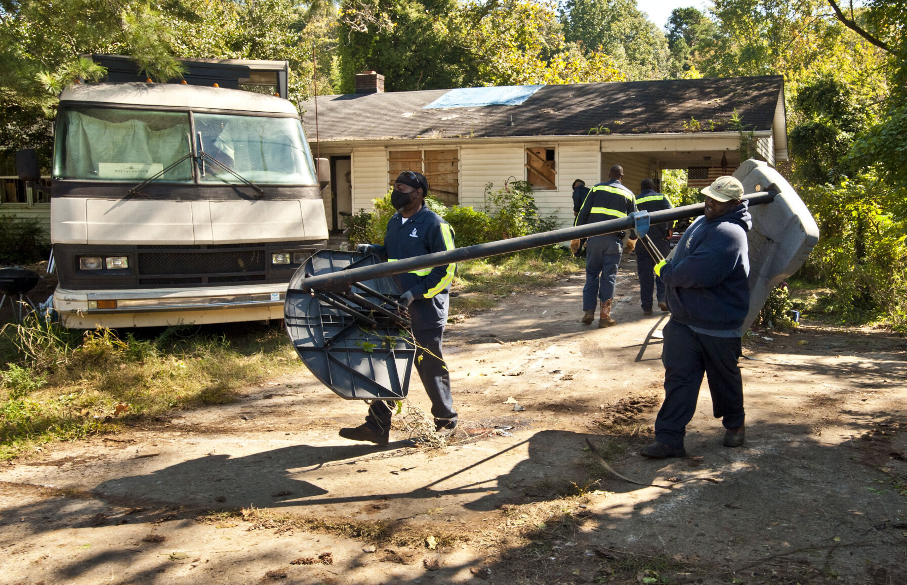 Silas Creek Parkway home cleanup